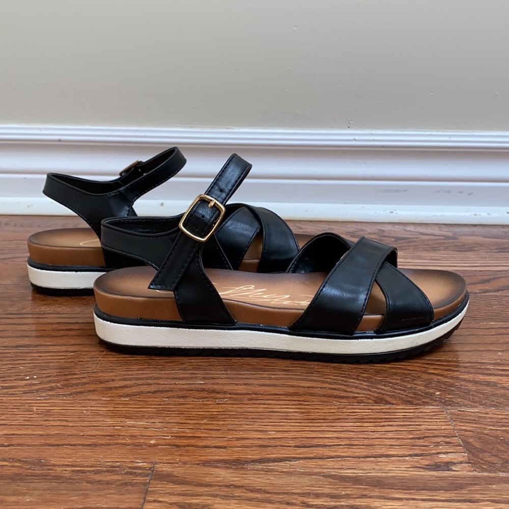 Cathy Dior Sandals